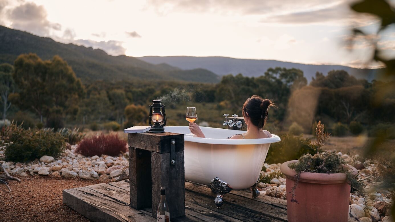 outdoor bathtub Grampians Nook